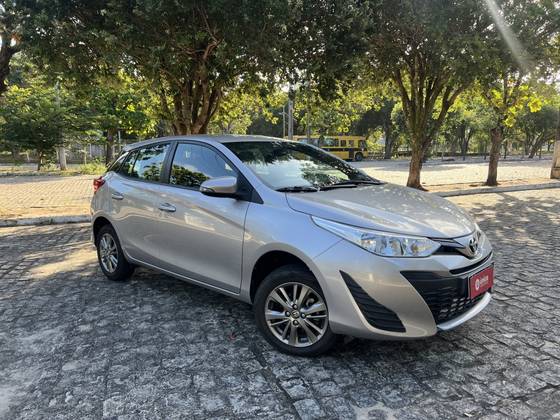 TOYOTA YARIS 1.5 16V FLEX XL PLUS CONNECT MULTIDRIVE TOYOTA YARIS 1.5 16V FLEX XL PLUS CONNECT MULTIDRIVE